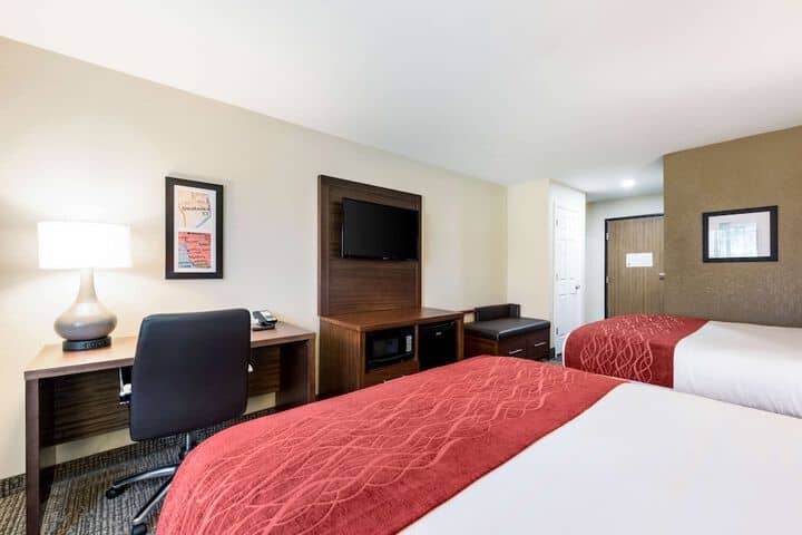 Room 13 of 31